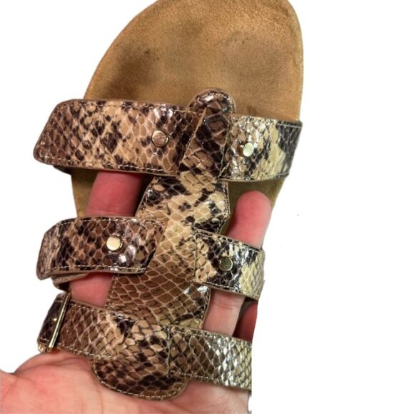Vionic slip on SNAKE PRINT wedge sandal - Picture 5 of 10